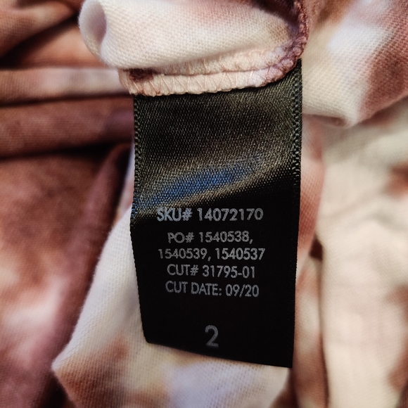 Torrid NWT Raise Hell Classic Fit Raglan Brow Top - Picture 9 of 10